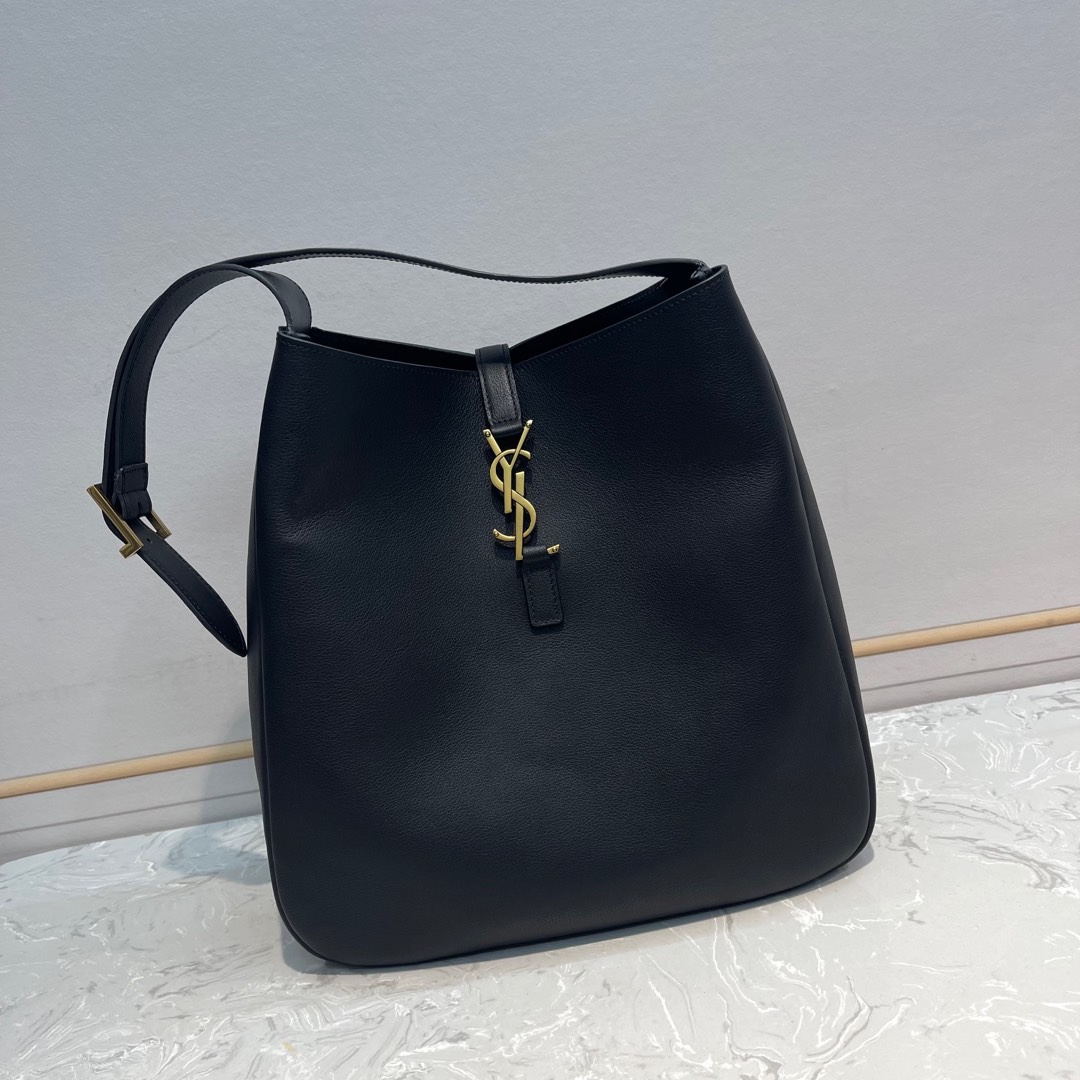 Túi xách YSL LE 5À7 HOBO màu đen 753837