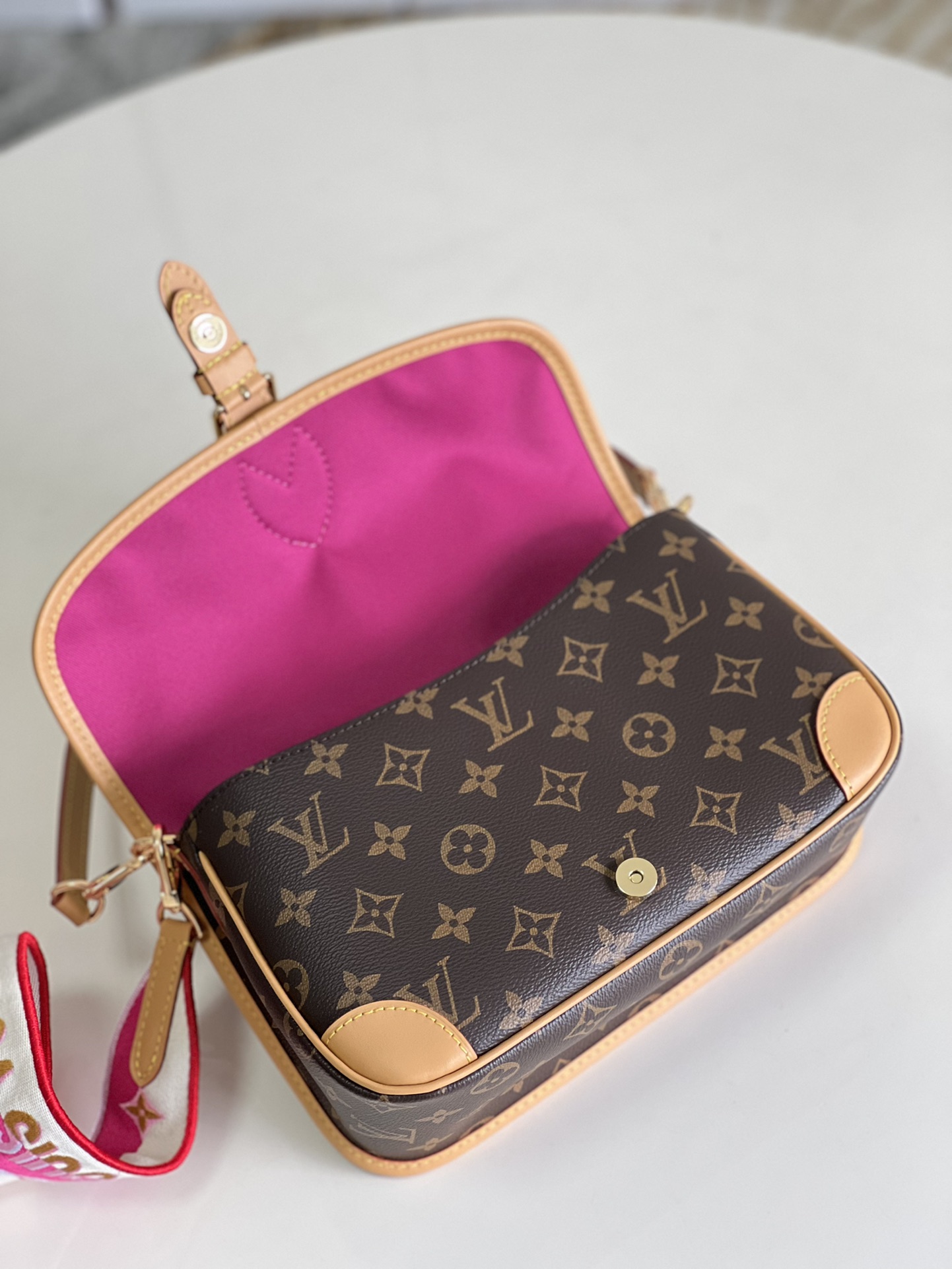 Túi Diane Màu Hồng Fuchsia