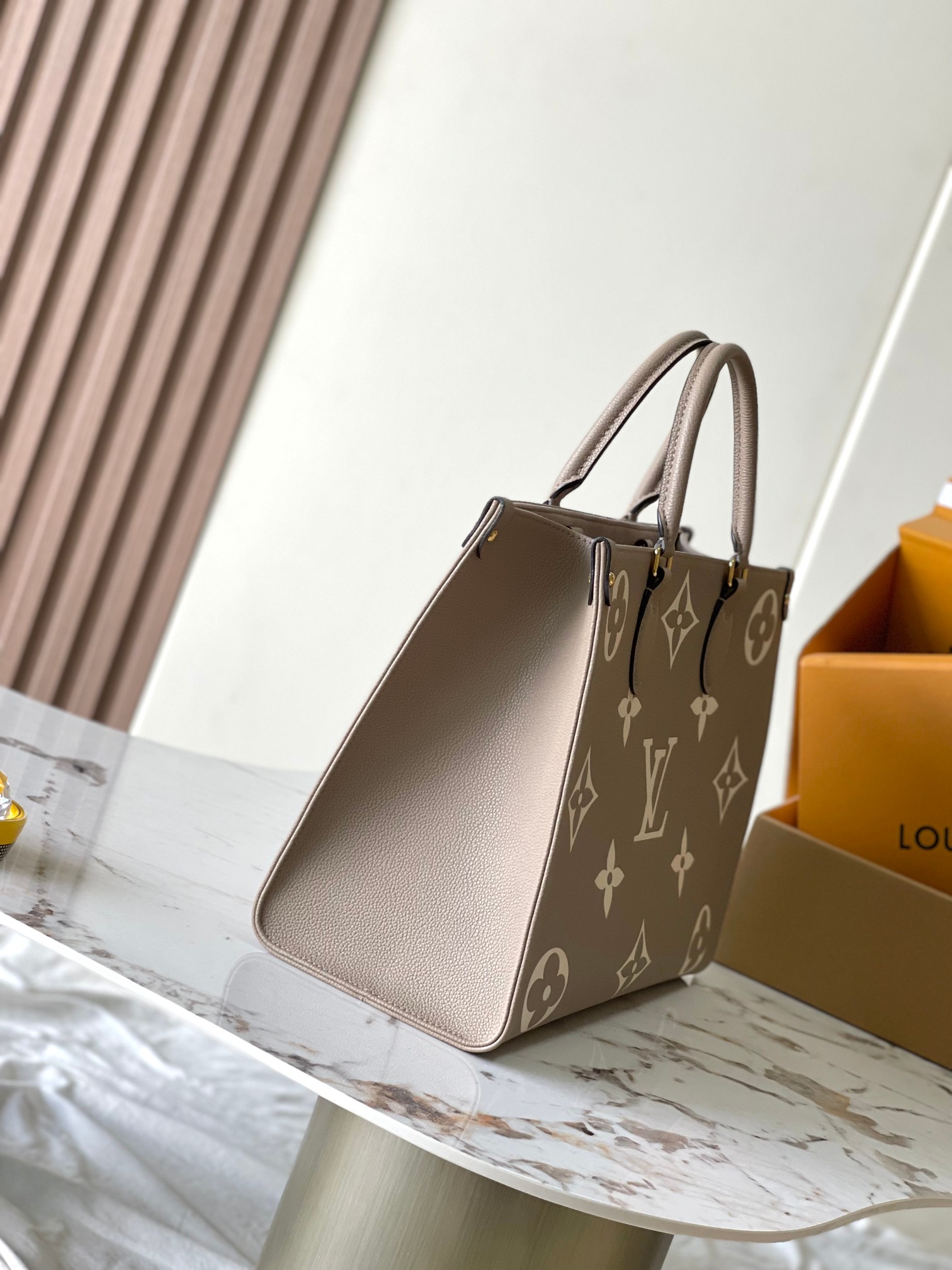 Cabas OnTheGo PM m45779