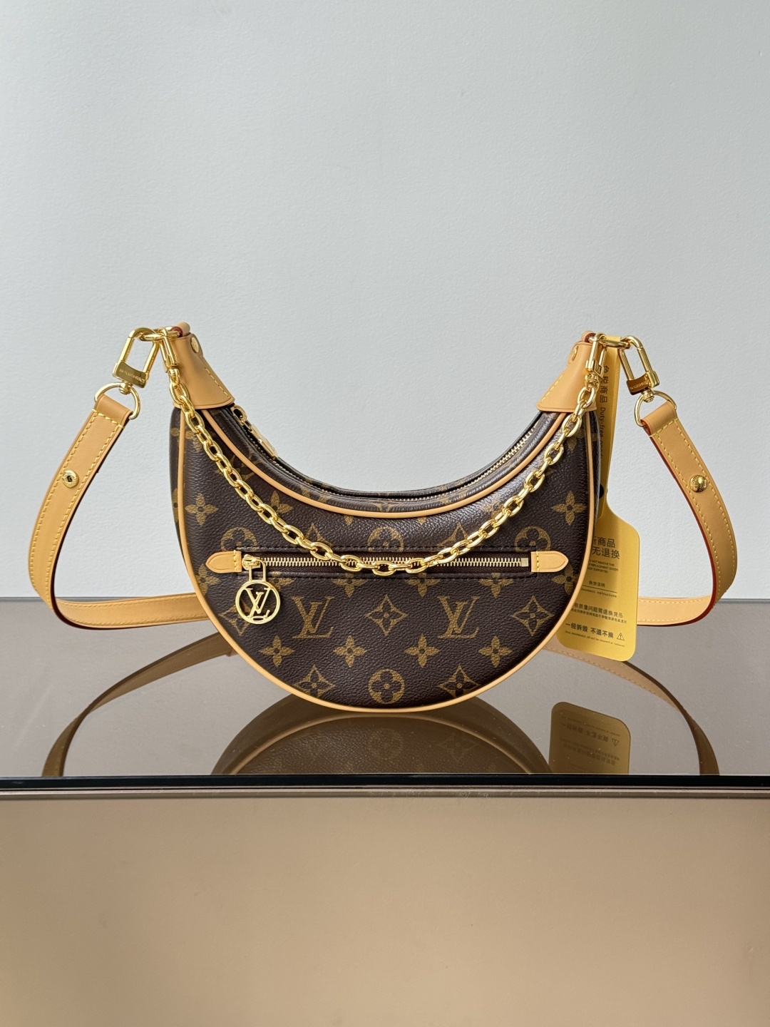 Túi Xách Nữ Louis Vuitton LV Loop M81098