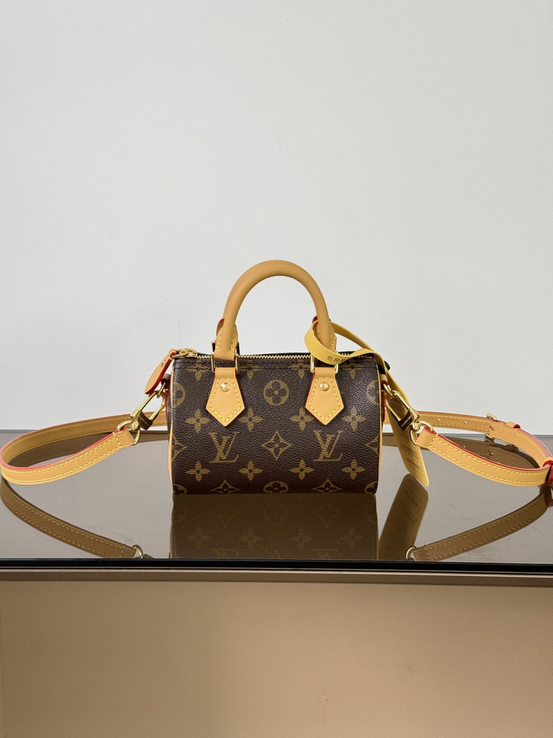 Túi xách Louis Vuitton Nano Speedy M81085