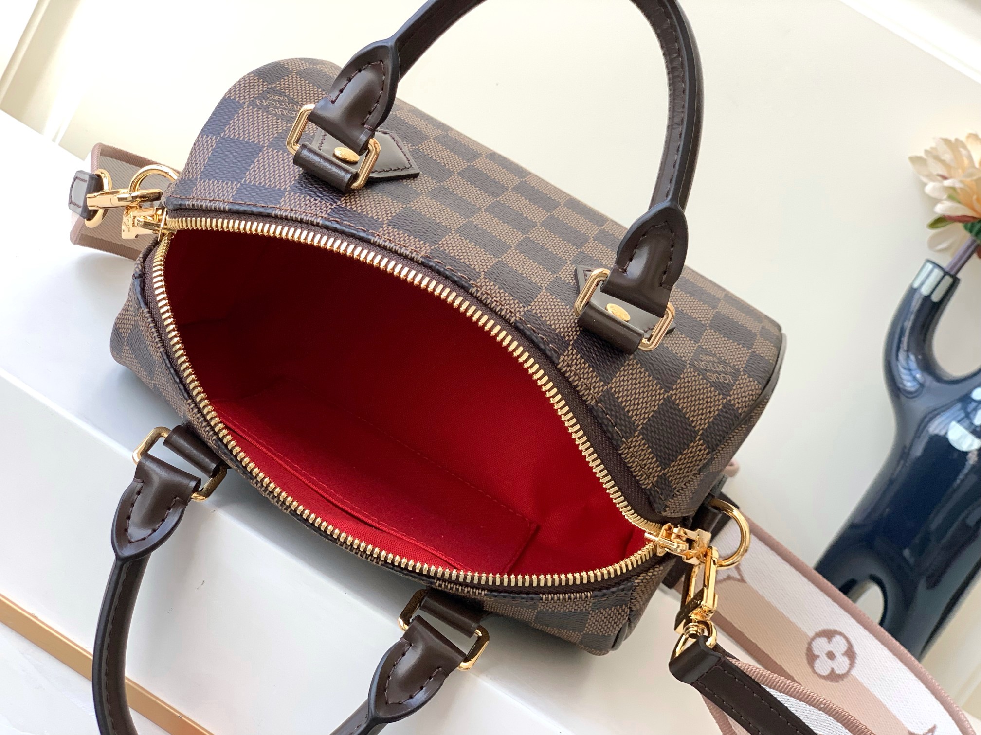 Túi Speedy Bandoulière 20