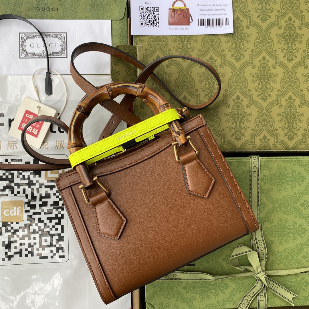 Gucci Diana 660195( nâu )
