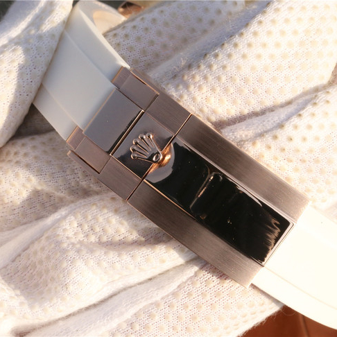 The Oyster Perpetual Yacht-Master Baymax Rose Gold Mix White Rubber Strap 40mm