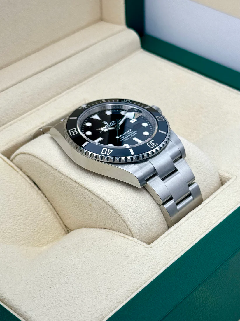 【Super Clone】Rolex Submariner 41mm Date Stainless Steel Black Dial Black Bezel - 126610LN