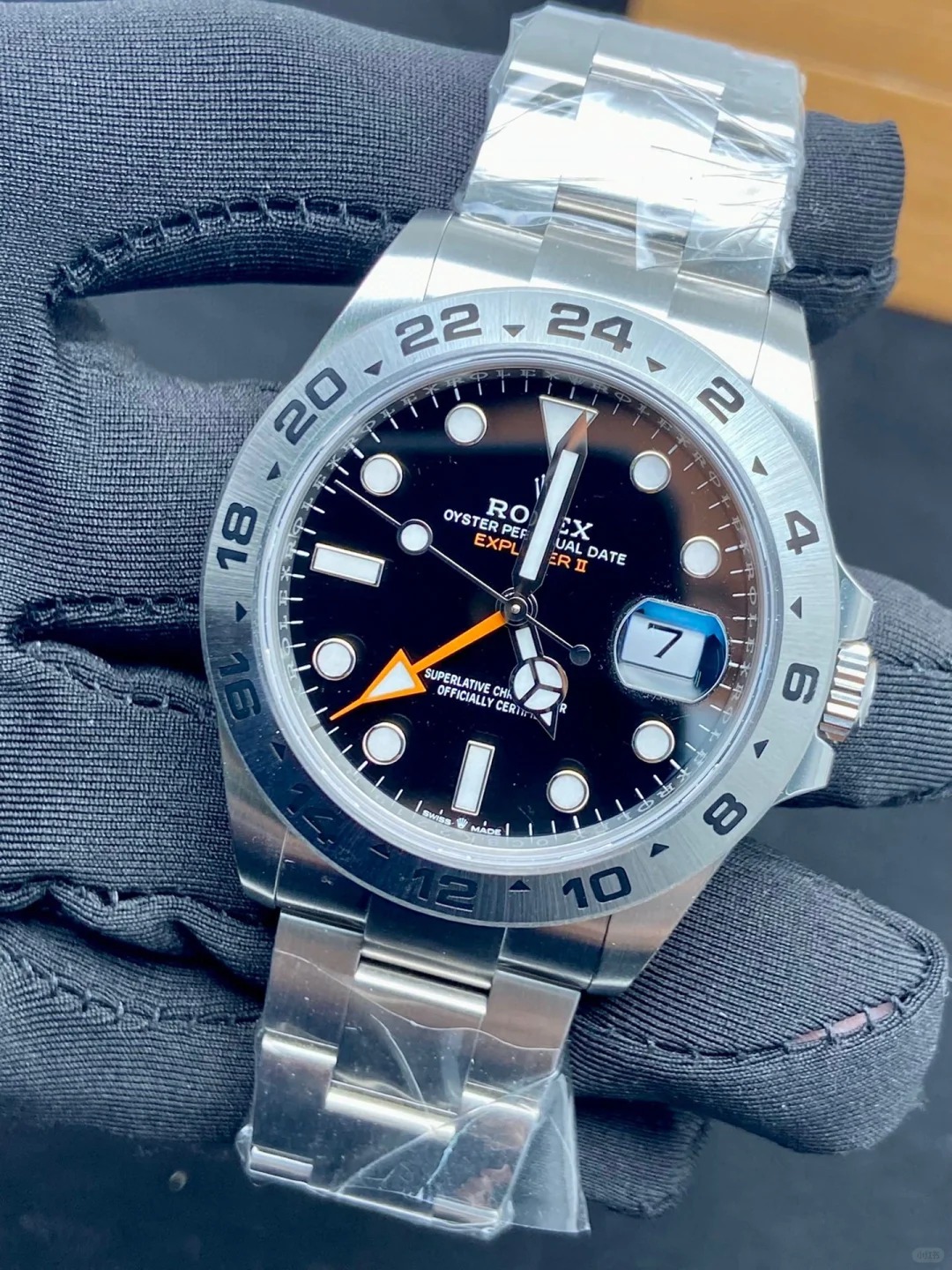 The Oyster Perpetual Explorer II is made of Oyster steel with an Oyster bracelet and a black dial with arrow-shaped 24-hour hands and hour markers coated with Chromalight. -m226570-0002 42mm