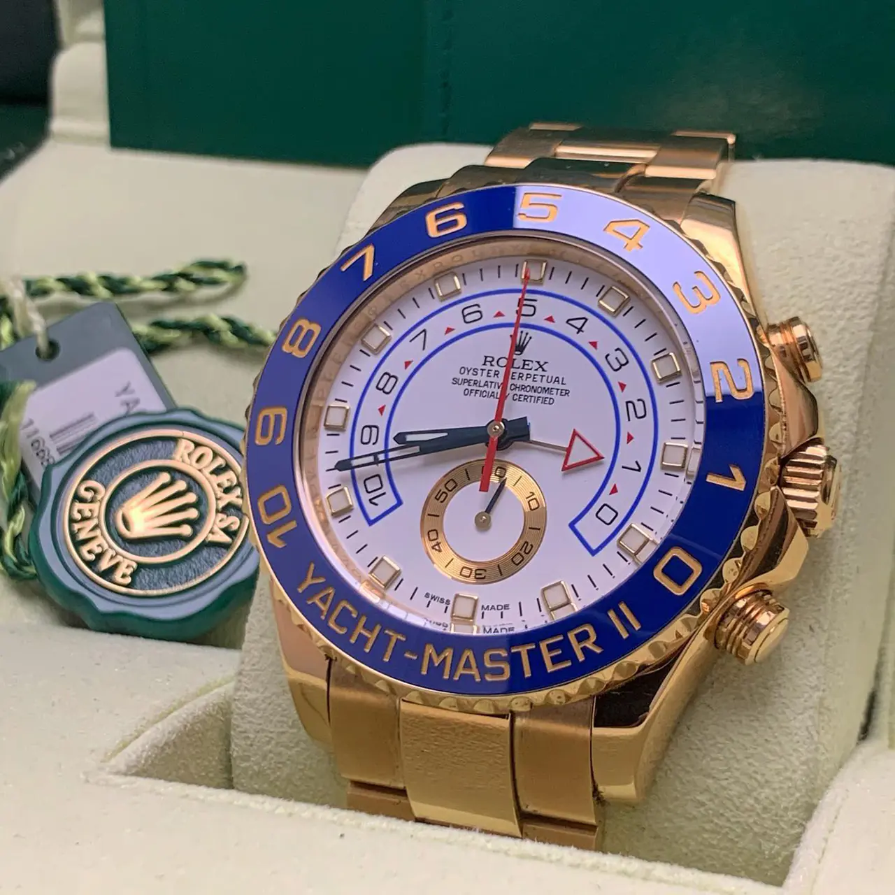 2025 best-selling styles The Oyster Perpetual Yacht-Master II Yellow Gold 44mm 116688-0002 super clone