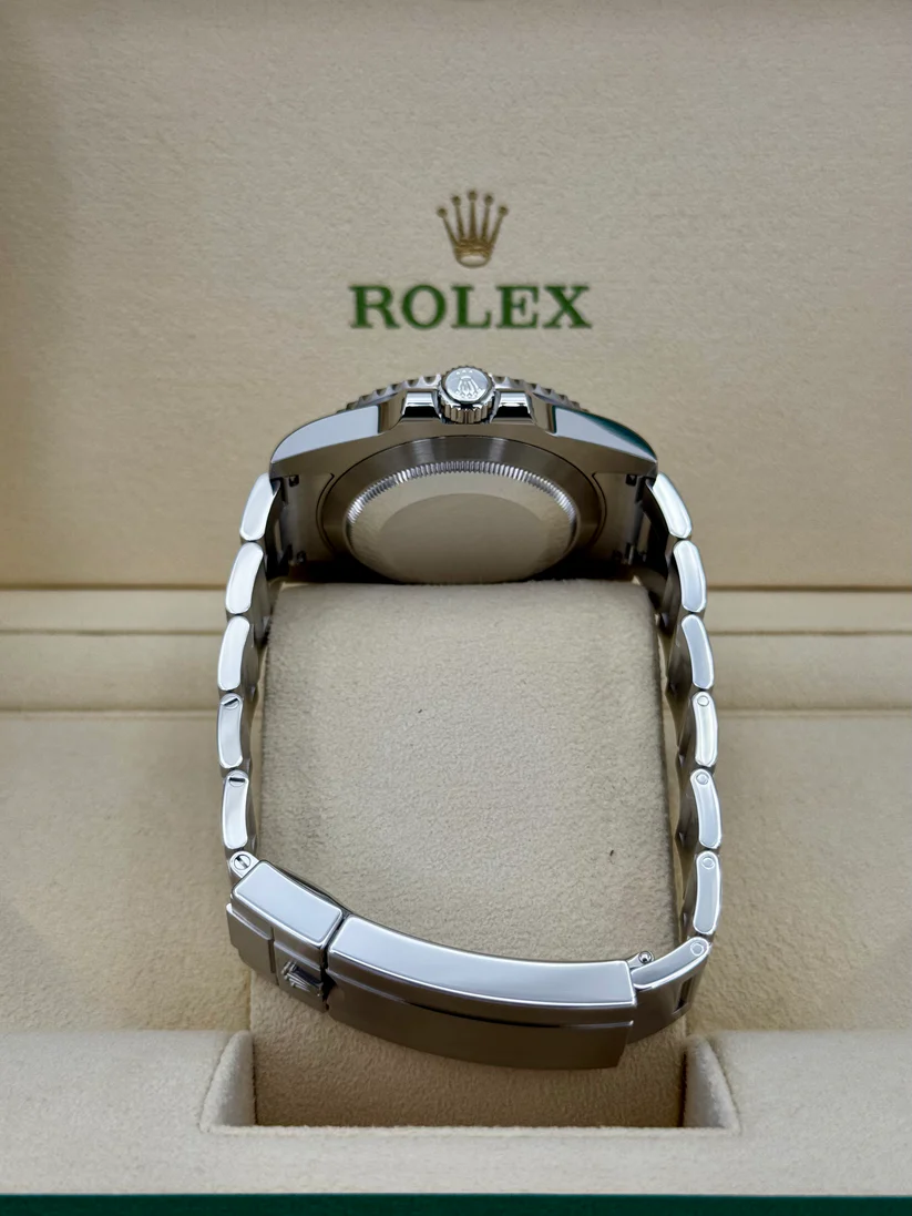 【Super Clone】Rolex Submariner Hulk 40mm Swiss Replica Watch| 116610LV Green Dial