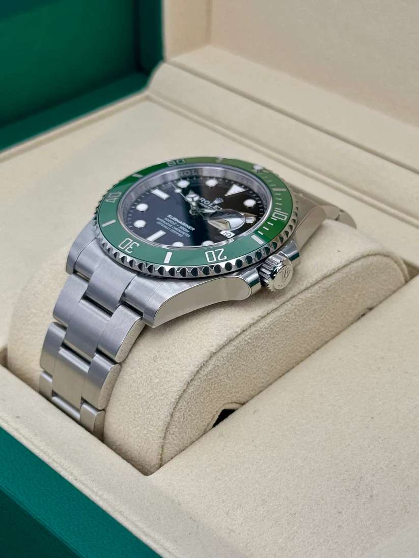 【Super Clone】Rolex Submariner 41mm Stainless Steel Black Dial Green Bezel 