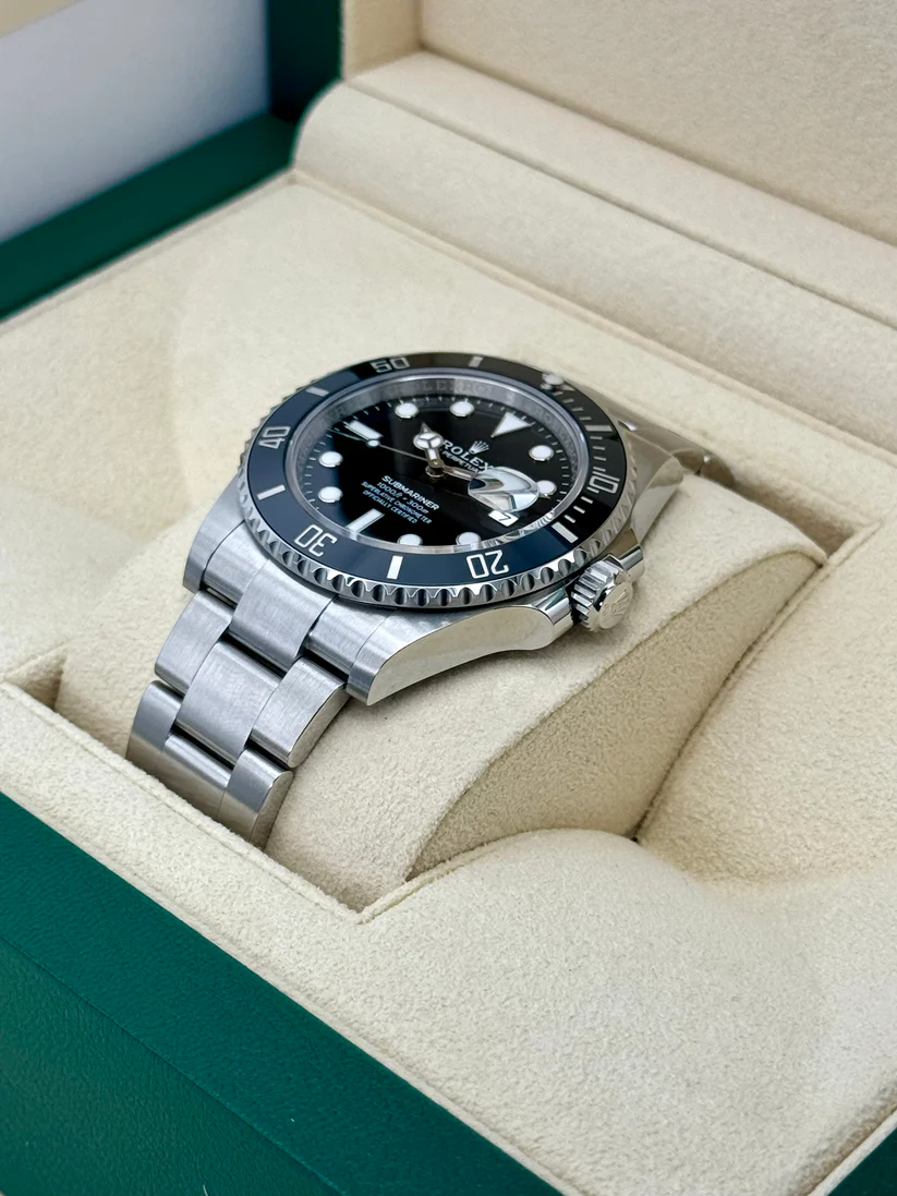 【Super Clone】Rolex Submariner 41mm Date Stainless Steel Black Dial Black Bezel - 126610LN