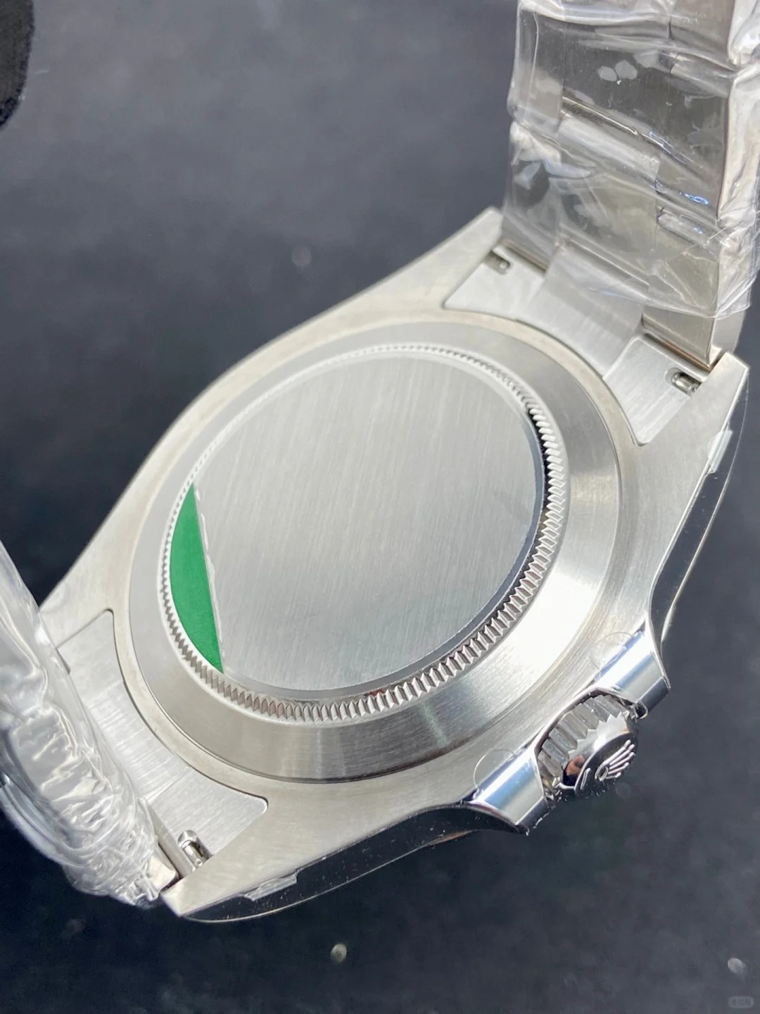 The Oyster Perpetual Explorer II is made of Oyster steel with an Oyster bracelet and a black dial with arrow-shaped 24-hour hands and hour markers coated with Chromalight. -m226570-0002 42mm