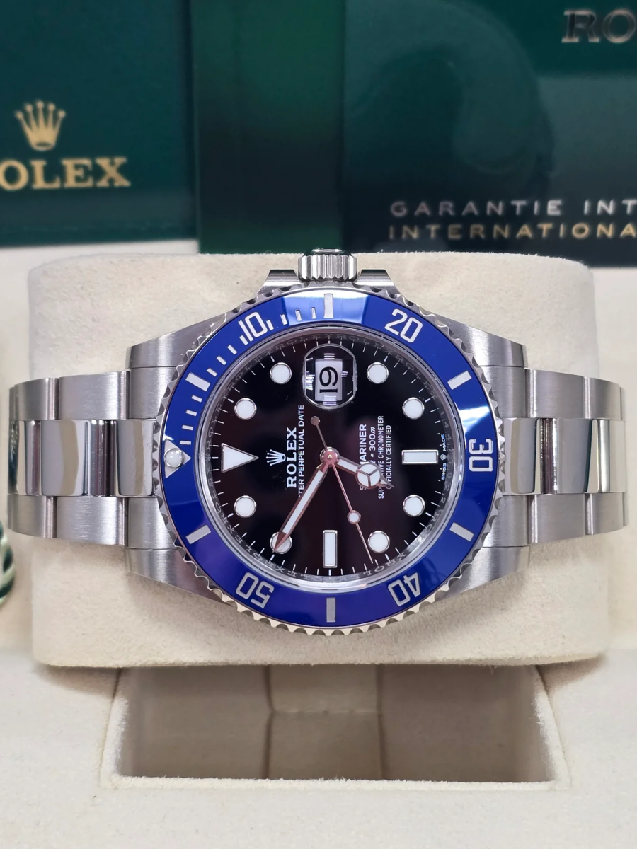 【Super Clone】Rolex White Gold Submariner Date Watch - The Blueberry - Blue Bezel - Black Dial (Ref # 126619LB)