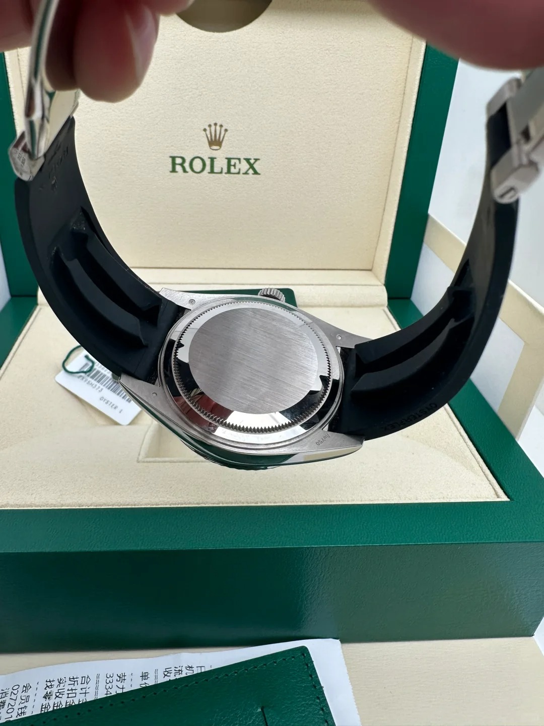 The Oyster Perpetual Sky-Dweller in 18-carat white gold with a mellow white dial and Oysterflex bracelet. -m336239-0003 42mm