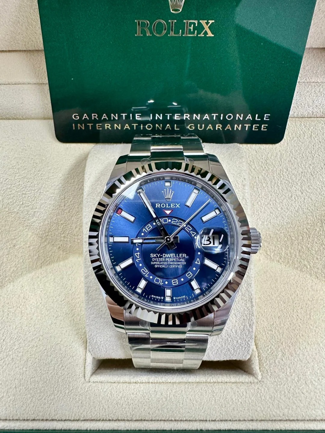 The Oyster Perpetual Sky-Dweller is available in white gold and Oystersteel with a bright blue dial and an Oyster bracelet. -m336934-0005 42mm