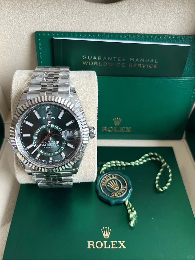 The Oyster Perpetual Sky-Dweller is available in white gold and Oystersteel with a mint green dial and a Jubilee bracelet. -m336934-0002 42mm