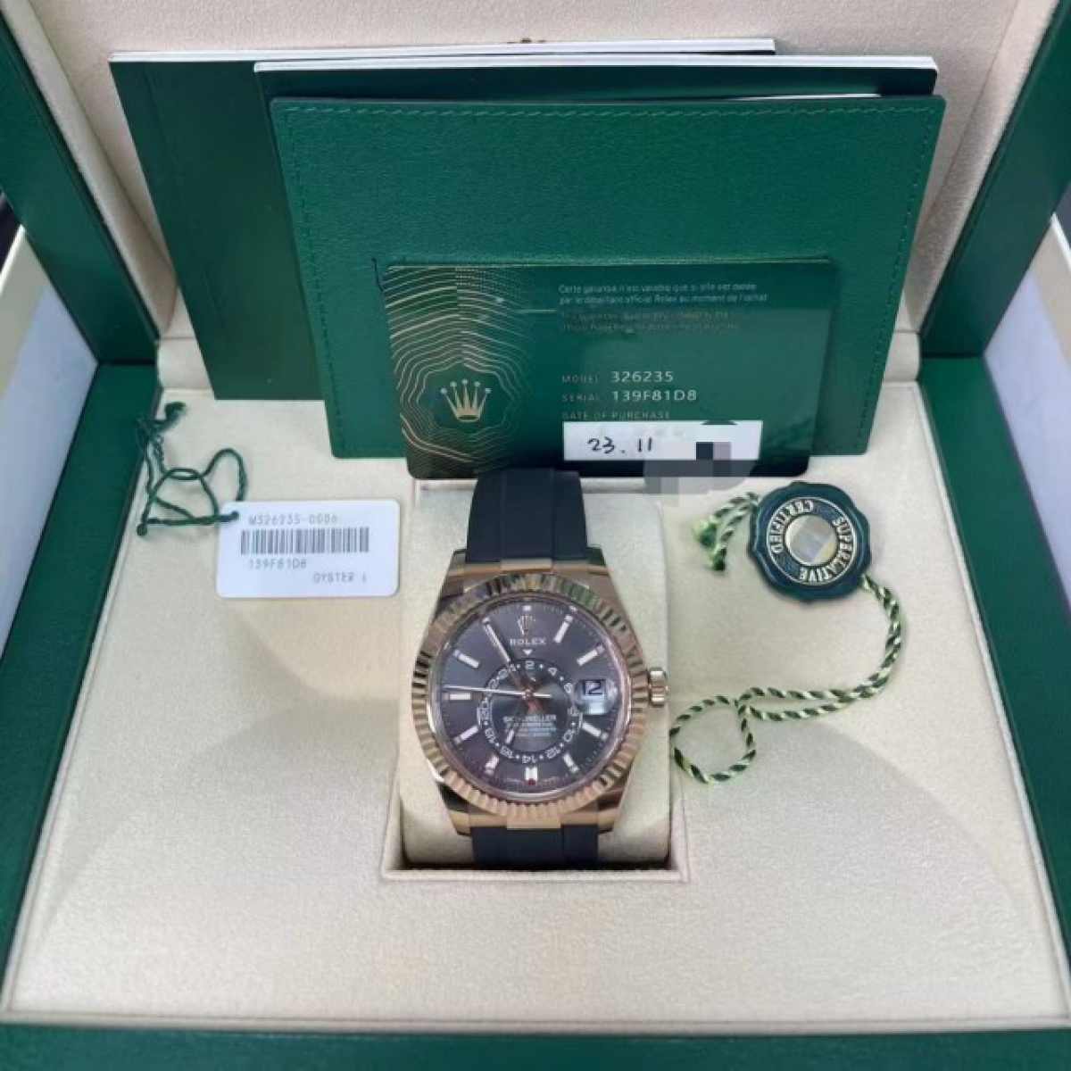 The Oyster Perpetual Sky-Dweller in 18-carat Everose gold with a slate grey dial and an Oysterflex strap. -m336235-0004 42mm