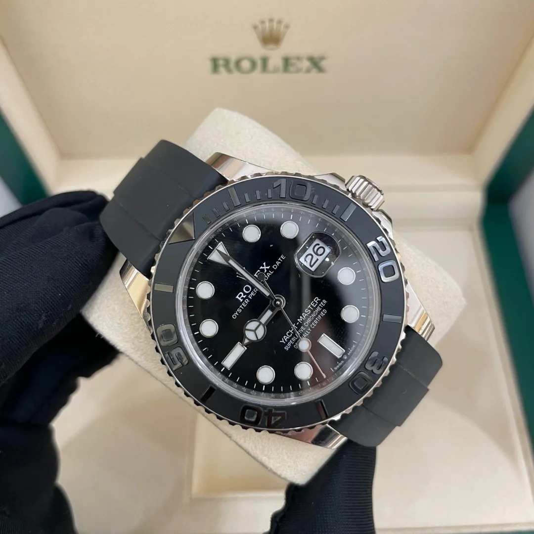 The Oyster Perpetual Yacht-Master 42 is available in 18 ct white gold with a black dial and an Oysterflex bracelet. -m226659-0002