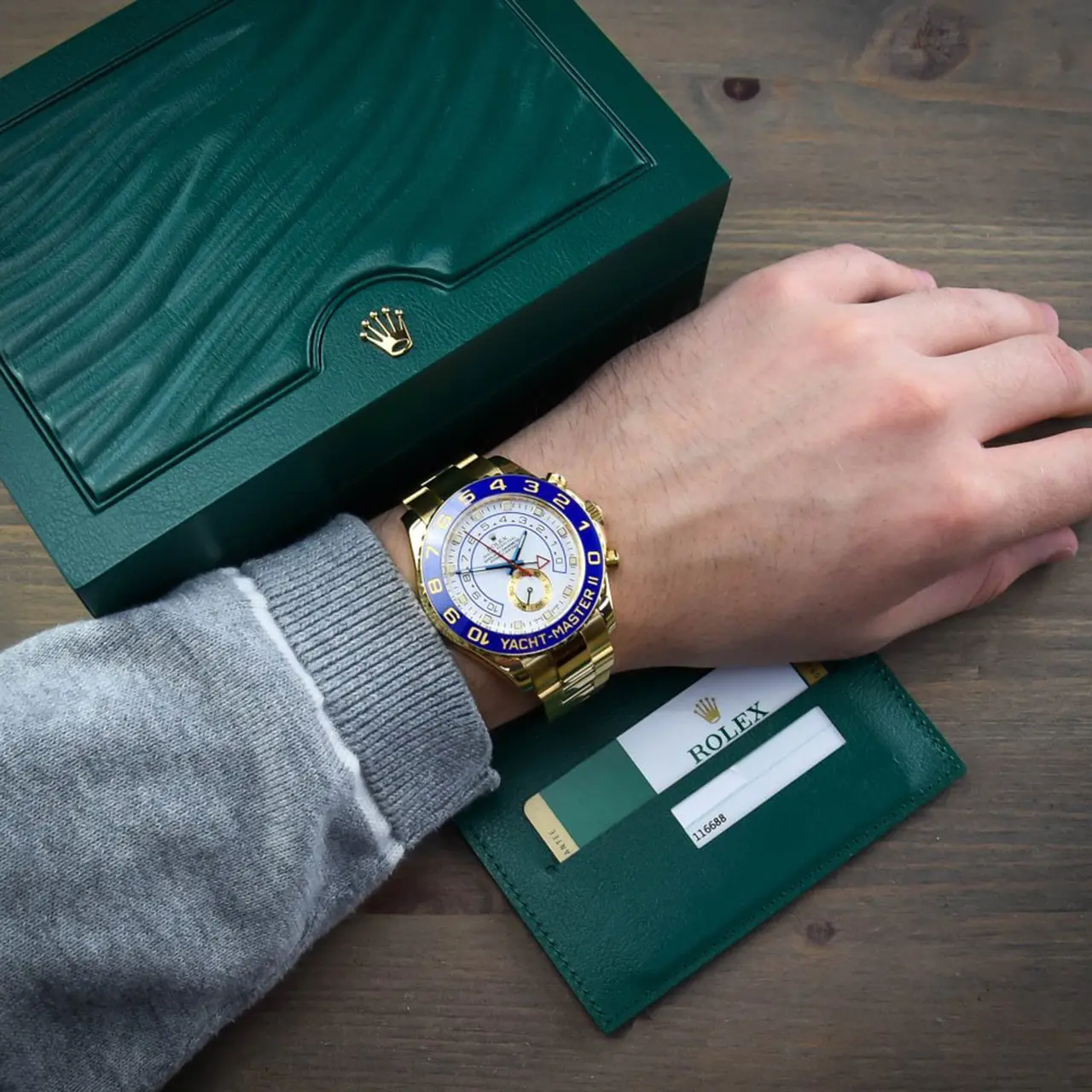 2025 best-selling styles The Oyster Perpetual Yacht-Master II Yellow Gold 44mm 116688-0002 super clone