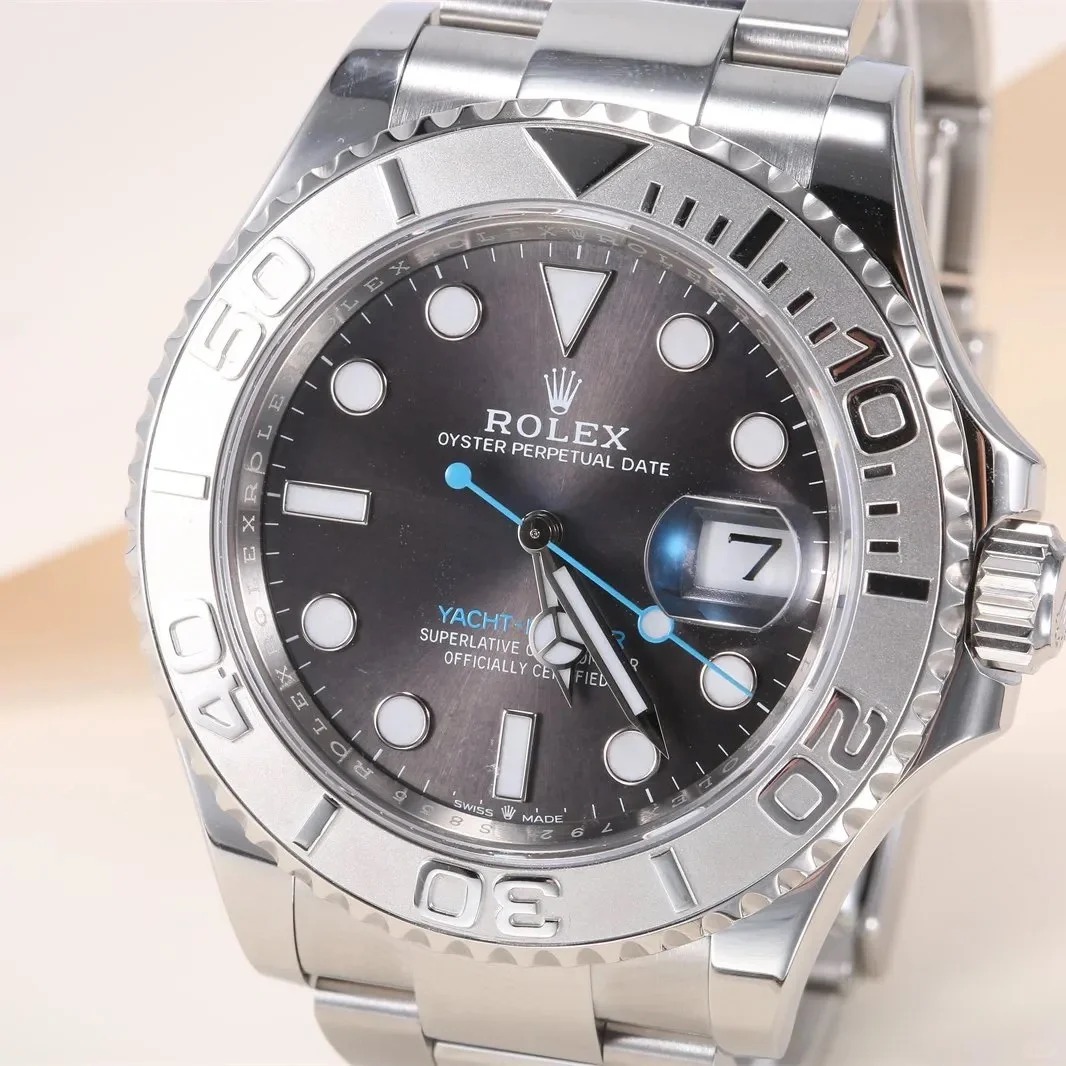 2025 Latest Styles The Oyster Perpetual Yacht-Master 40 in platinum and Oystersteel with an Oyster bracelet. -m126622-0001 super clone