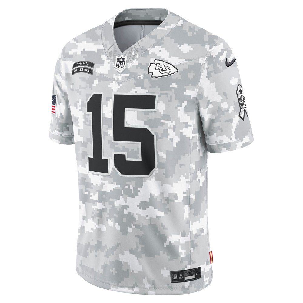 Men's Kansas City Chiefs #15 Patrick Mahomes Arctic Camo 2024 Salute to Service Limited NFL Jersey