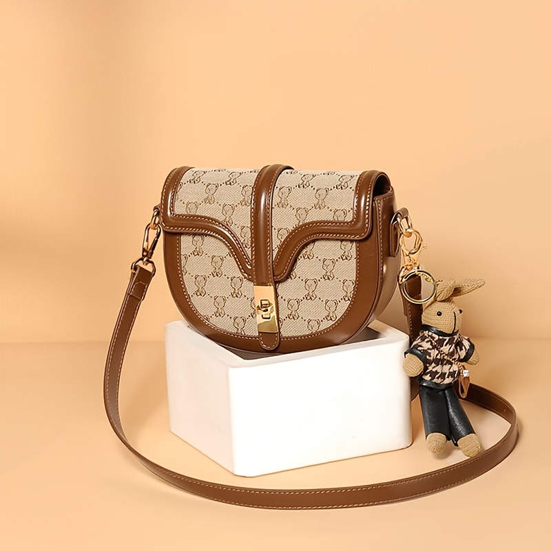 Animal Graphic Saddle Bag, Twist Lock Flap Shoulder Bag, Trendy Crossbody Purse With Bag Charm