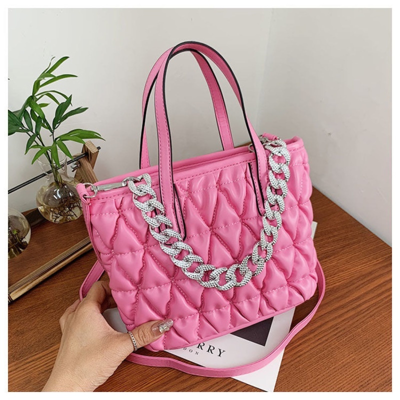 Argyle Quilted Tote Bag, Chain Decor Top Handle Purse, Stylish Zipper Shoulder Crossbody Bag