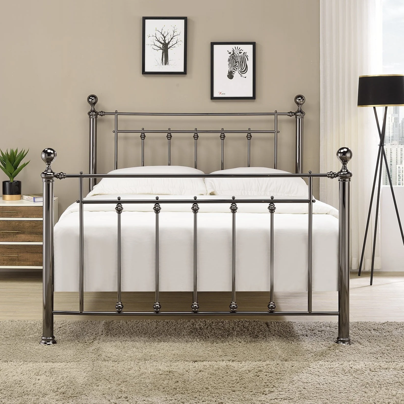 Lenny 4'6 Double Bed - Black Chrome