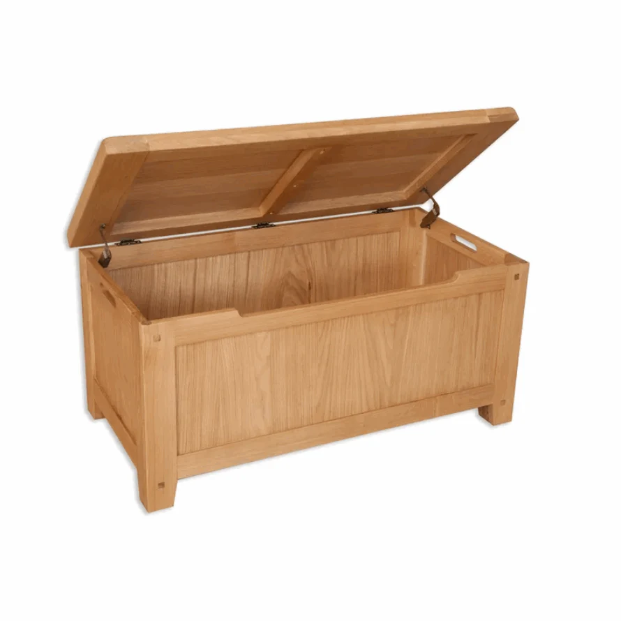 Wiltshire Natural Oak Blanket Box