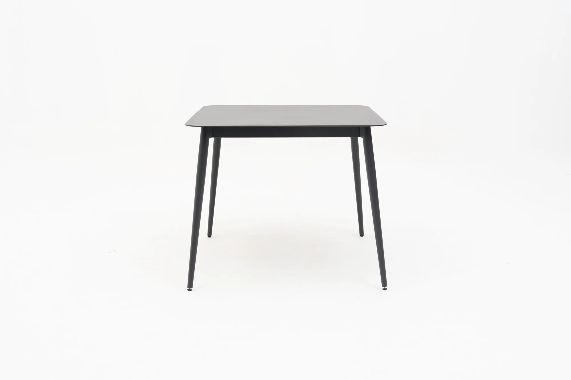 NAVAGIO Square Outdoor Dining Table