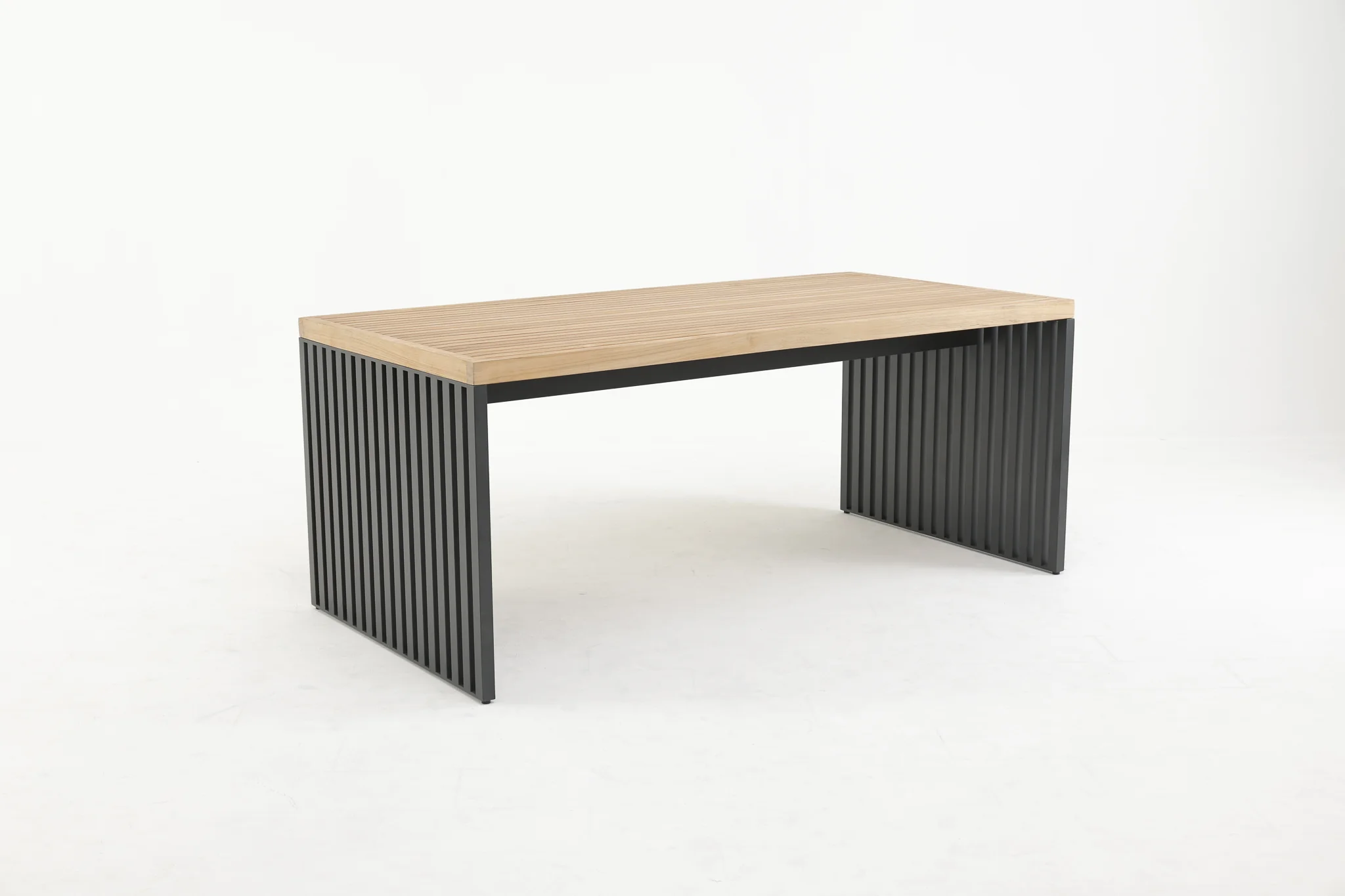 AUSTINO Outdoor Dining Table