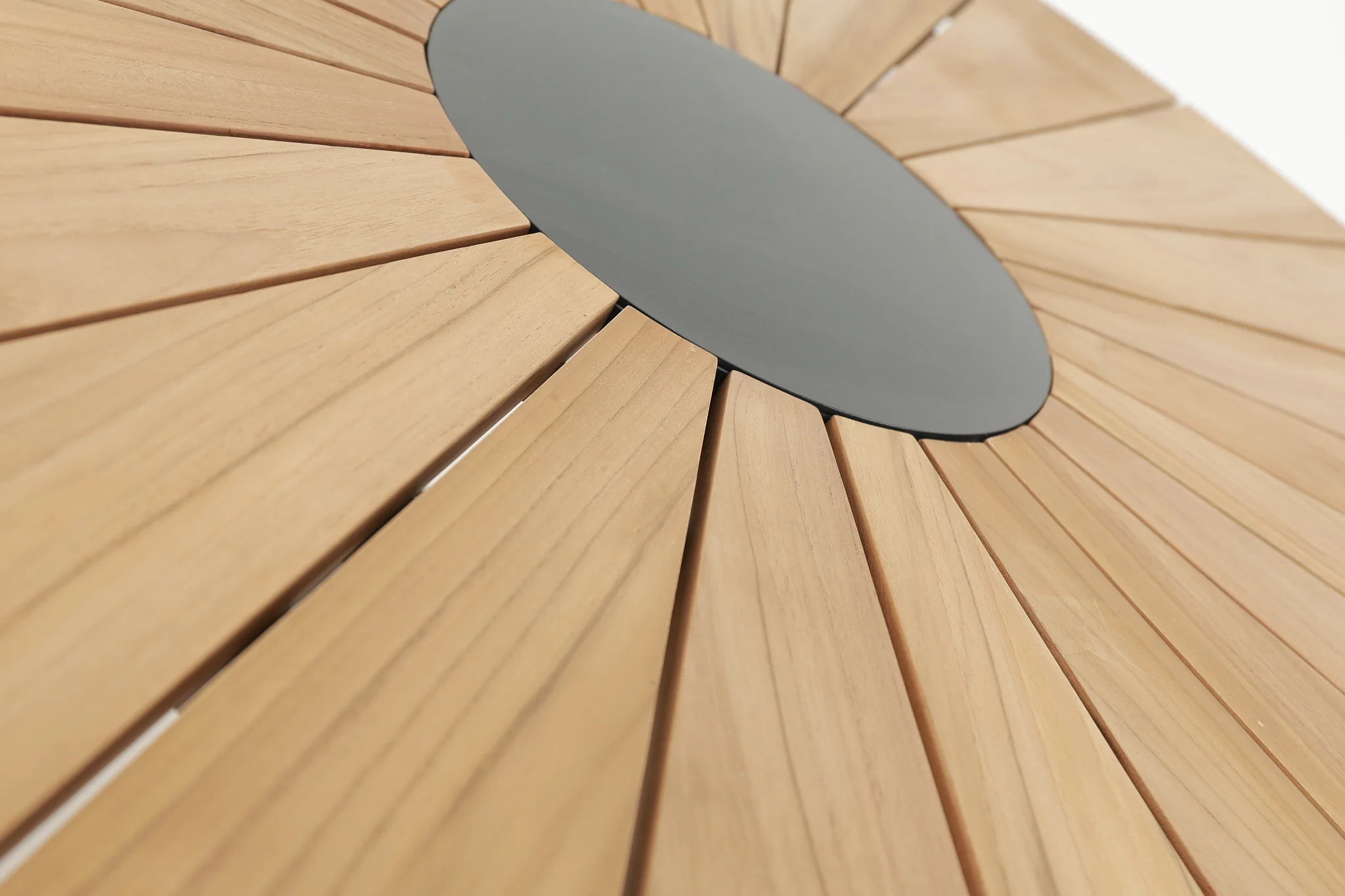 MARTINIQUE Outdoor Dining Table