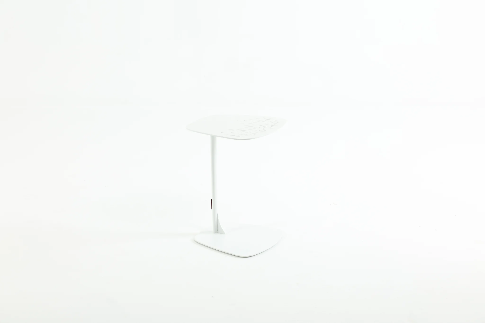 LEYS Outdoor Side Table