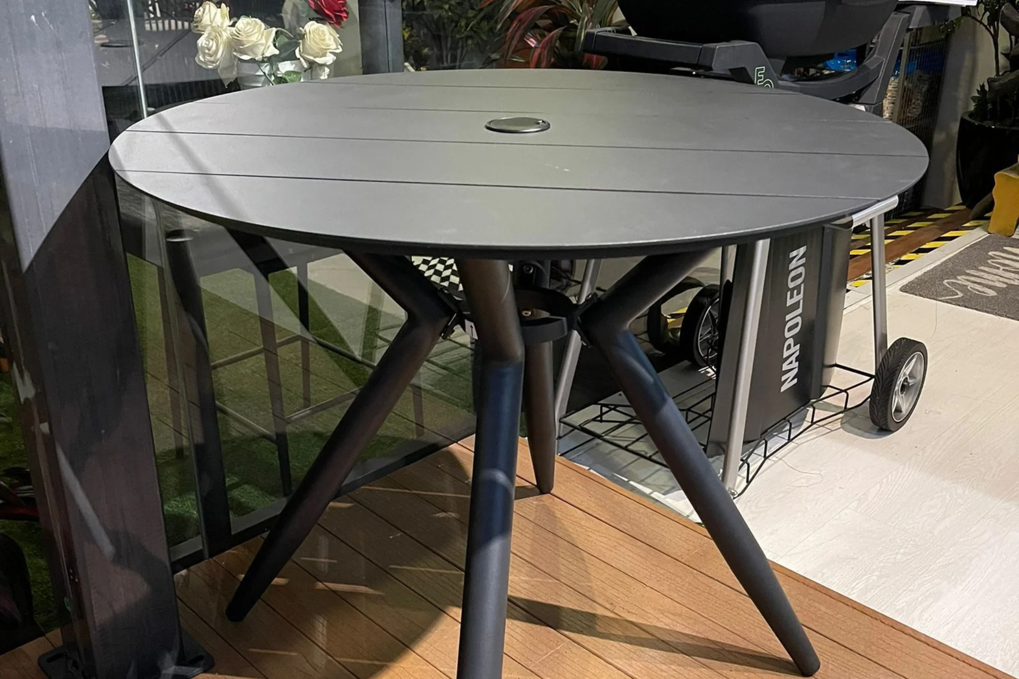 FLYNN-LEODOS Outdoor Bistro Dining Set