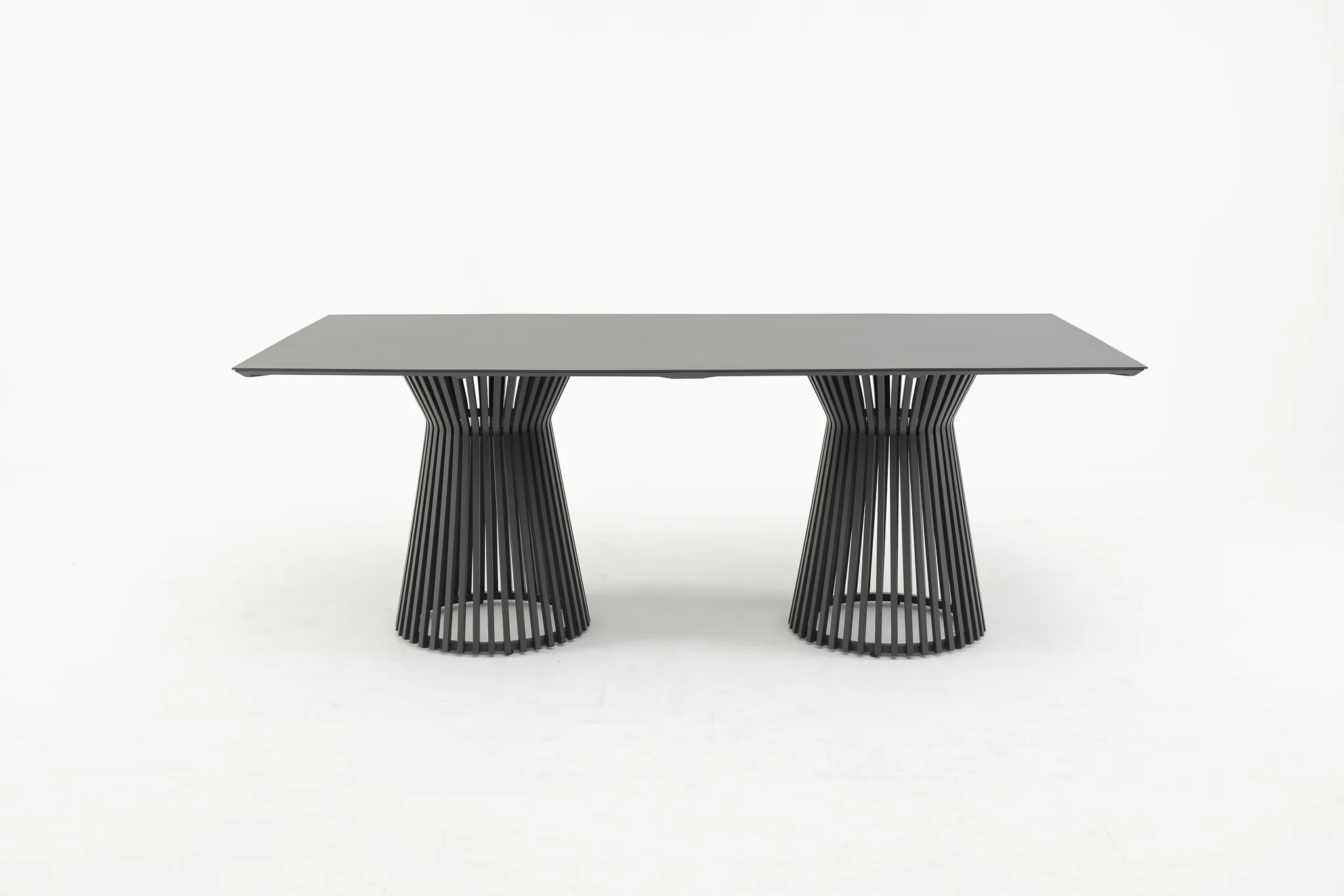 CHANCELLOR Rectangular Outdoor Dining Table