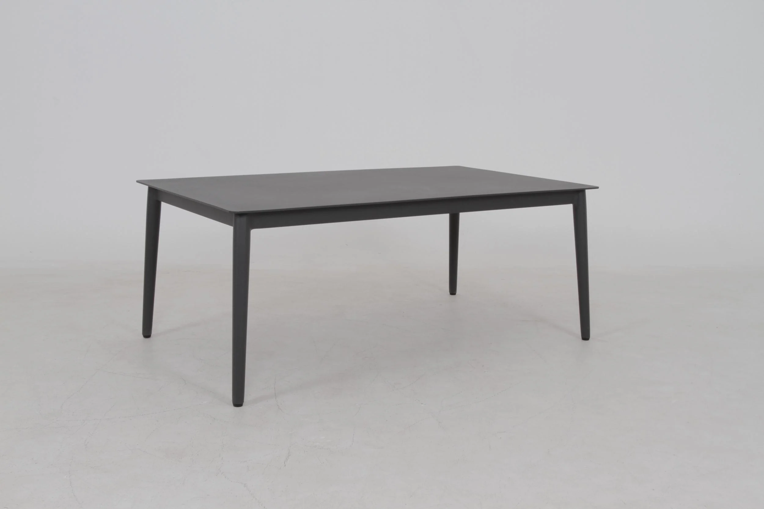 NAVAGIO Outdoor Coffee Table