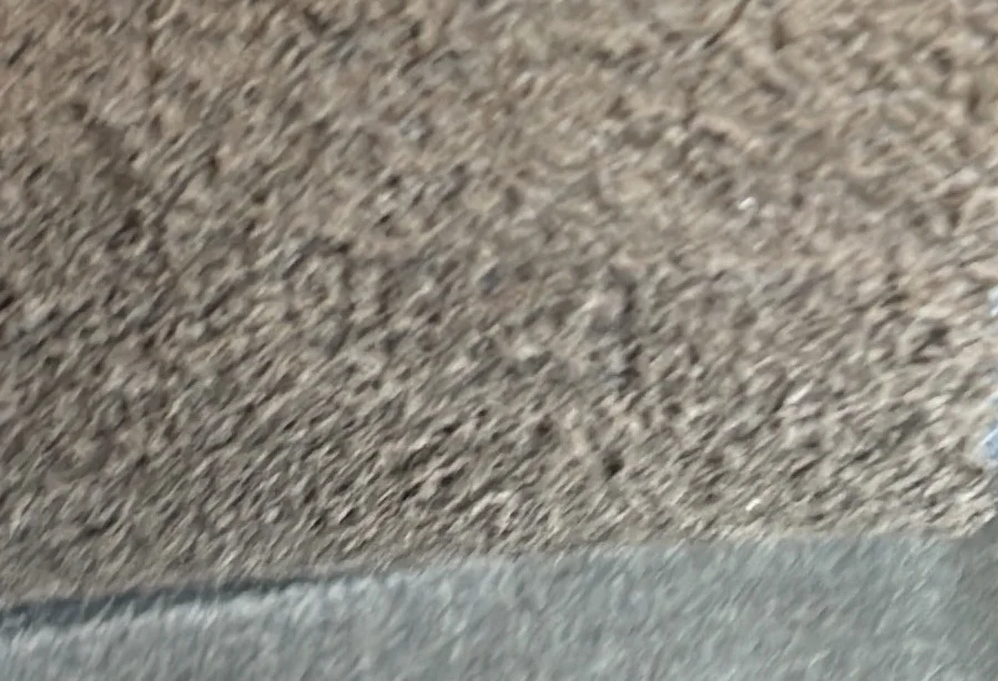 Kendall Handbag Taiga Leather PM - Deep Luxury