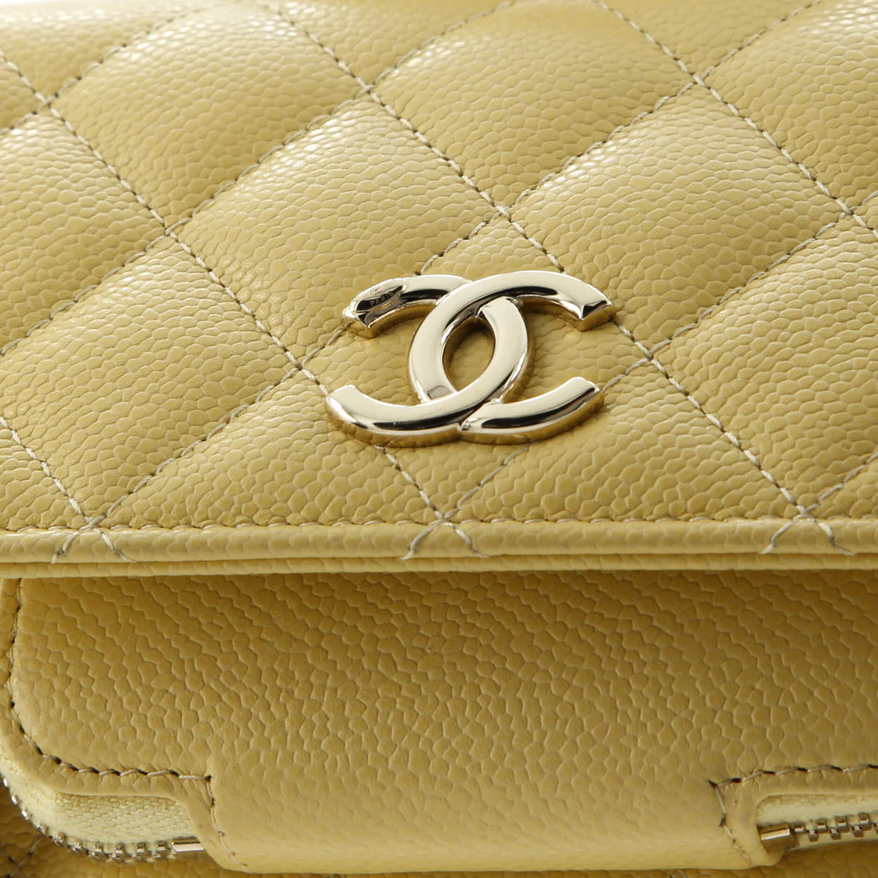 Business Affinity Flap Clutch with Chain Quilted Caviar - Deep Luxury