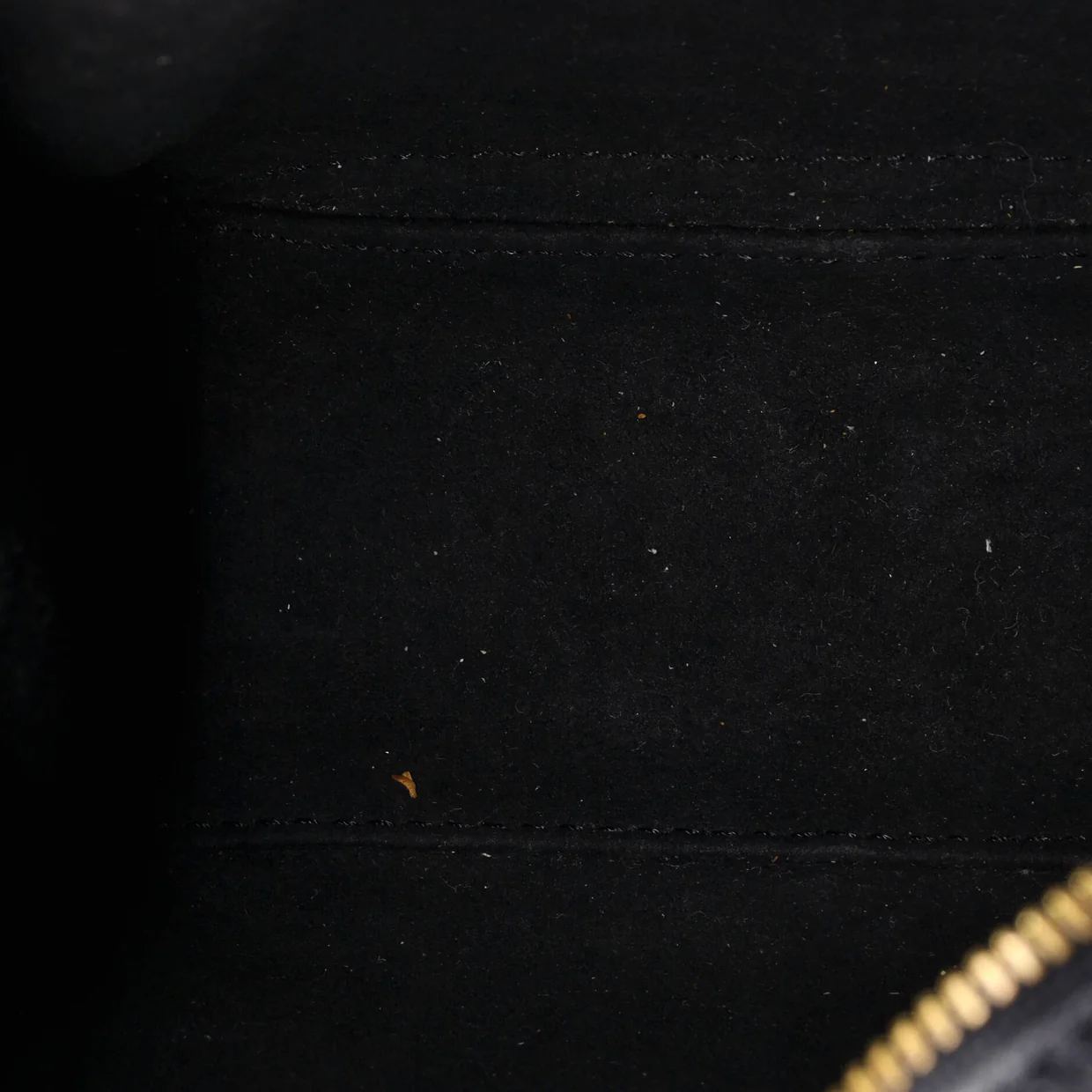 Boite Chapeau Souple Bag Monogram Empreinte Leather MM - Deep Luxury