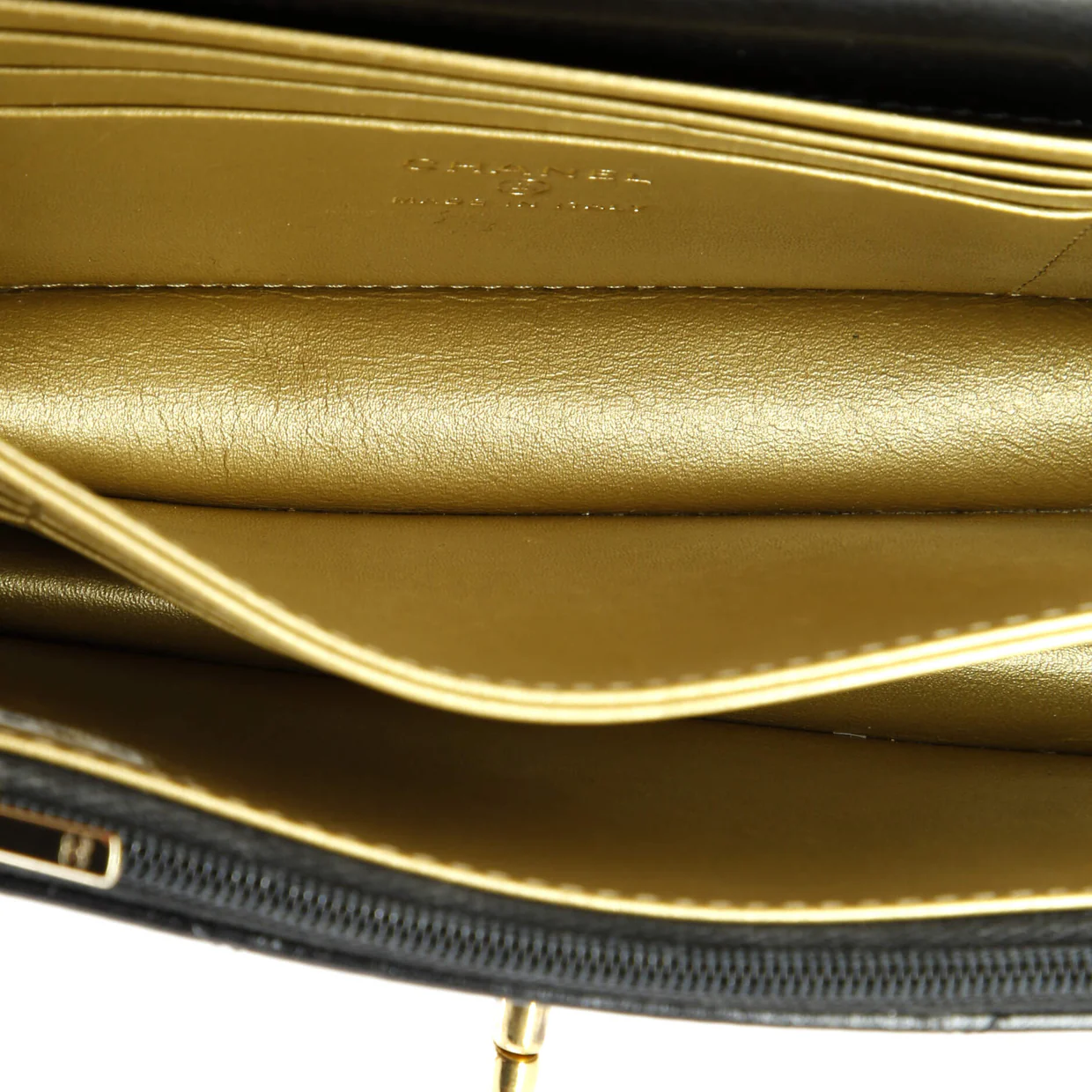 Crystal Geometric Frame CC Clutch with Chain Quilted Calfskin - Deep Luxury