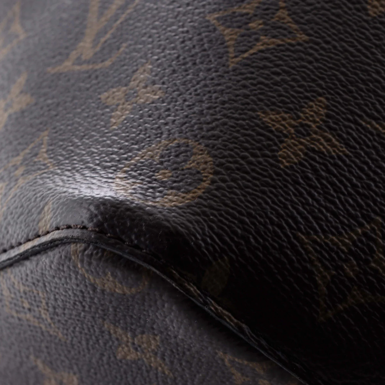 NeoNoe Handbag Monogram Canvas MM - Deep Luxury