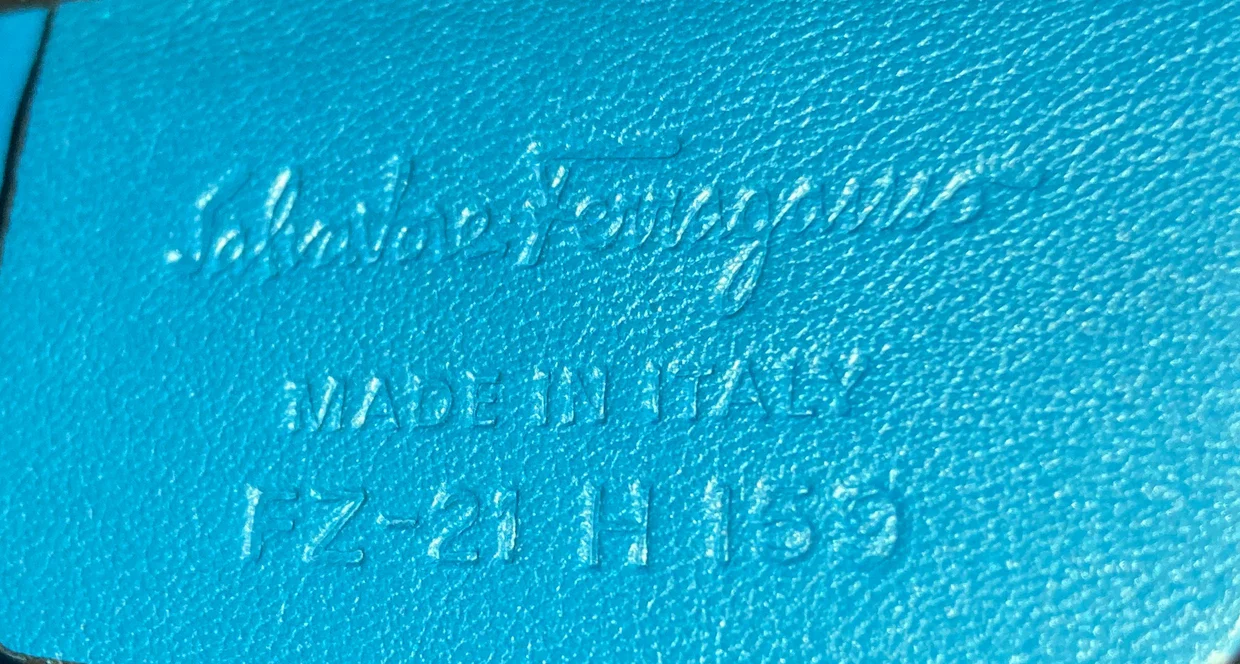 Studio Satchel Leather Small - Deep Luxury