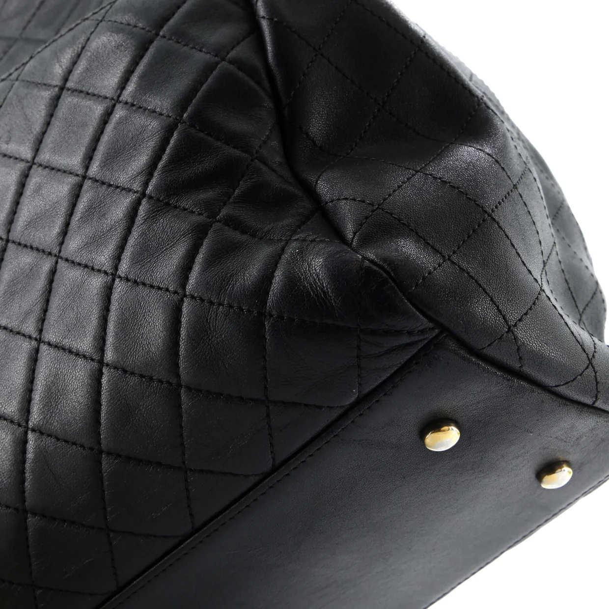 Drawstring CC Lock Bucket Bag Quilted Lambskin Small - Deep Luxury