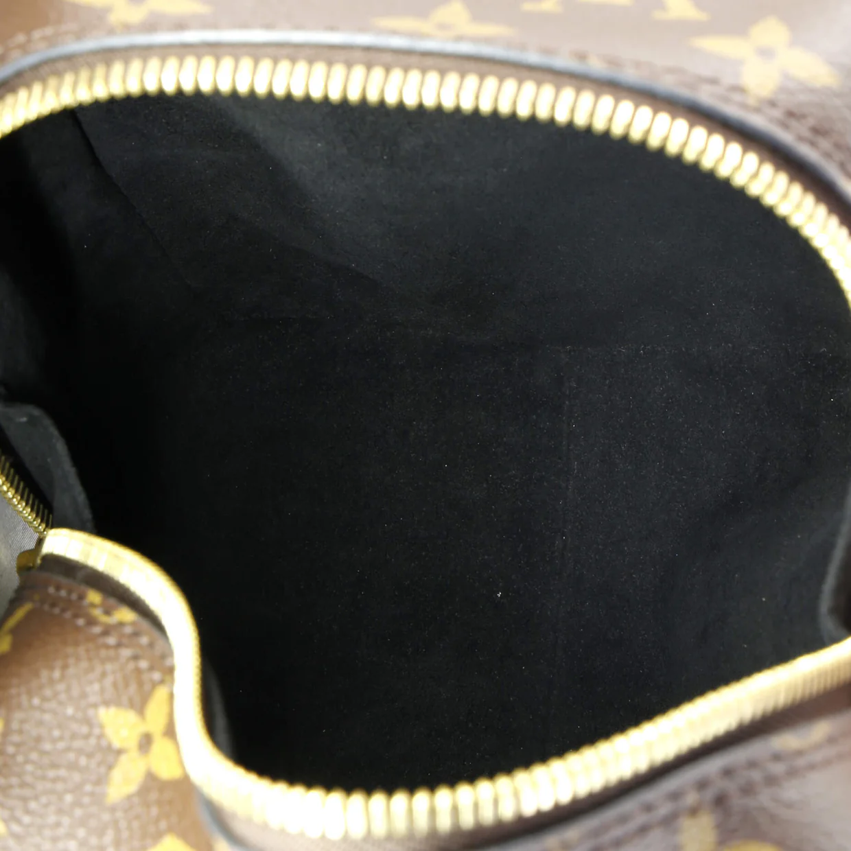 Square Bag Reverse Monogram Canvas - Deep Luxury