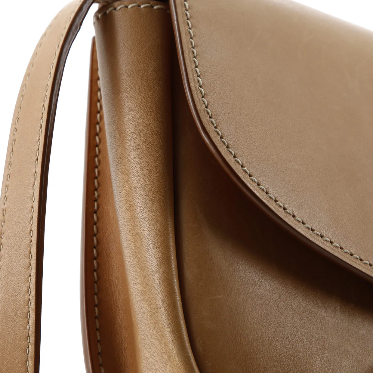 Kaia Shoulder Bag Leather Small - Deep Luxury