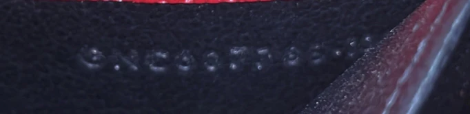 Uptown Chain Wallet Leather - Deep Luxury