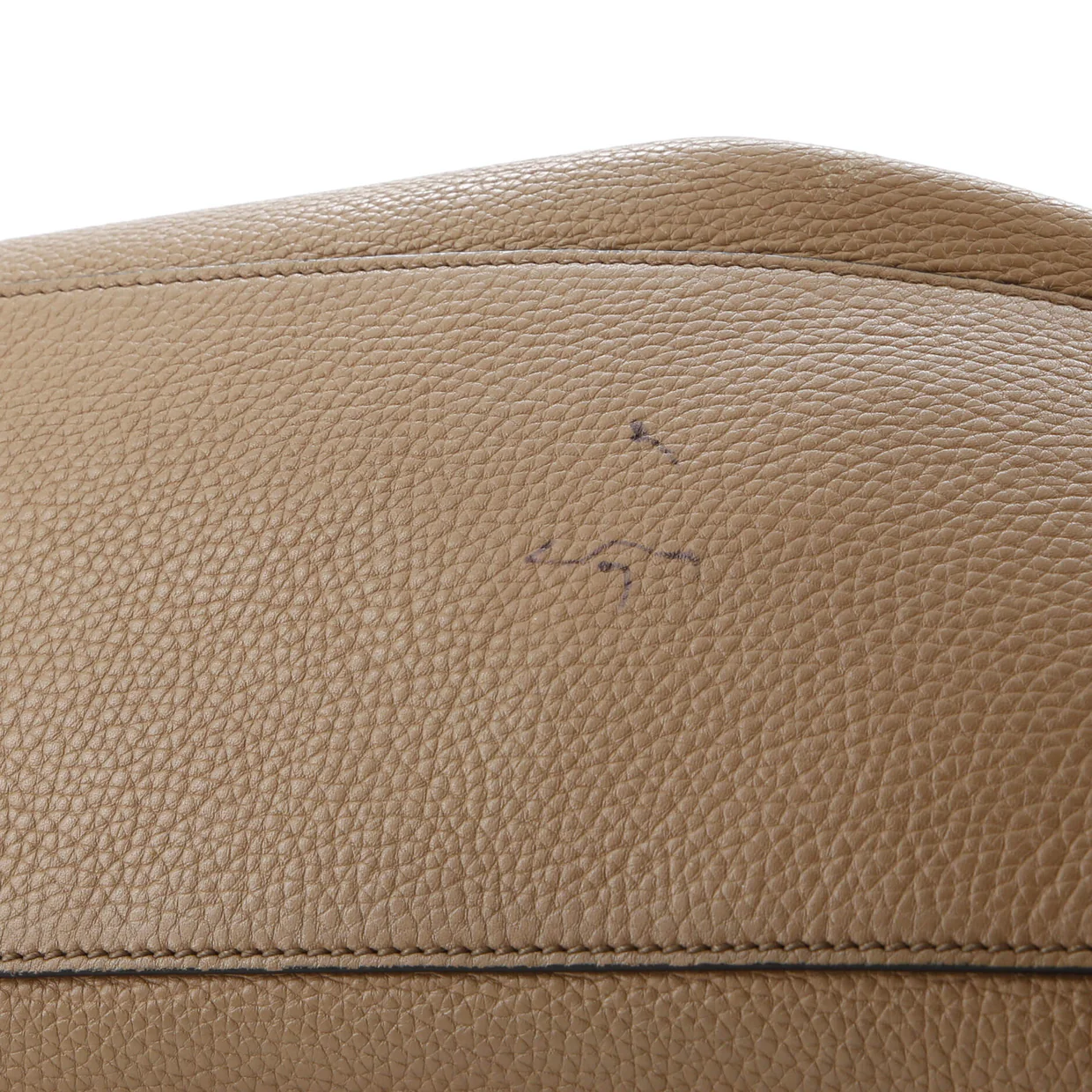 Soho Chain Strap Shoulder Bag Leather Medium - Deep Luxury