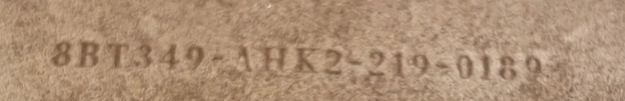 Touch Shoulder Bag Leather - Deep Luxury