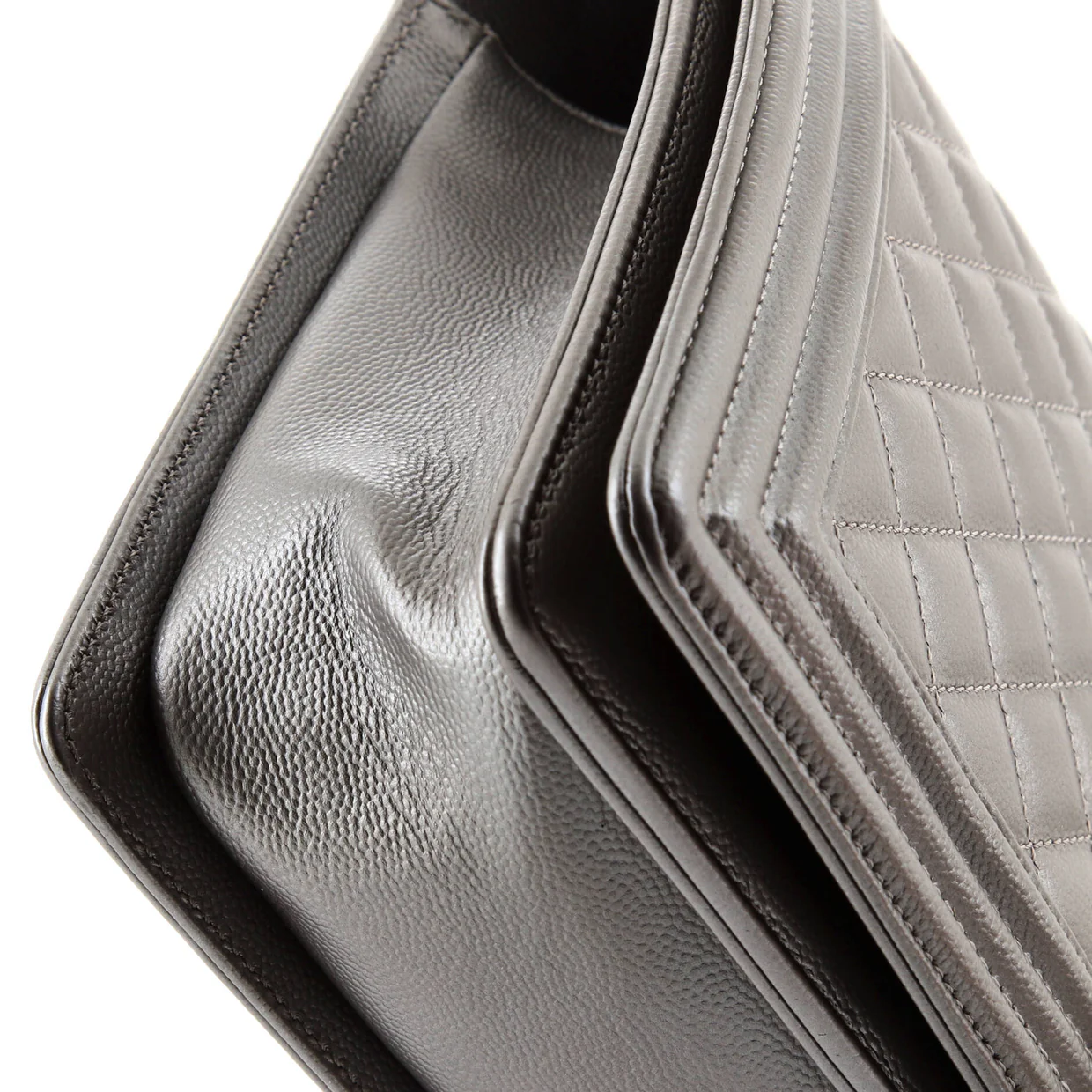 Boy Flap Bag Quilted Caviar New Medium - Deep Luxury