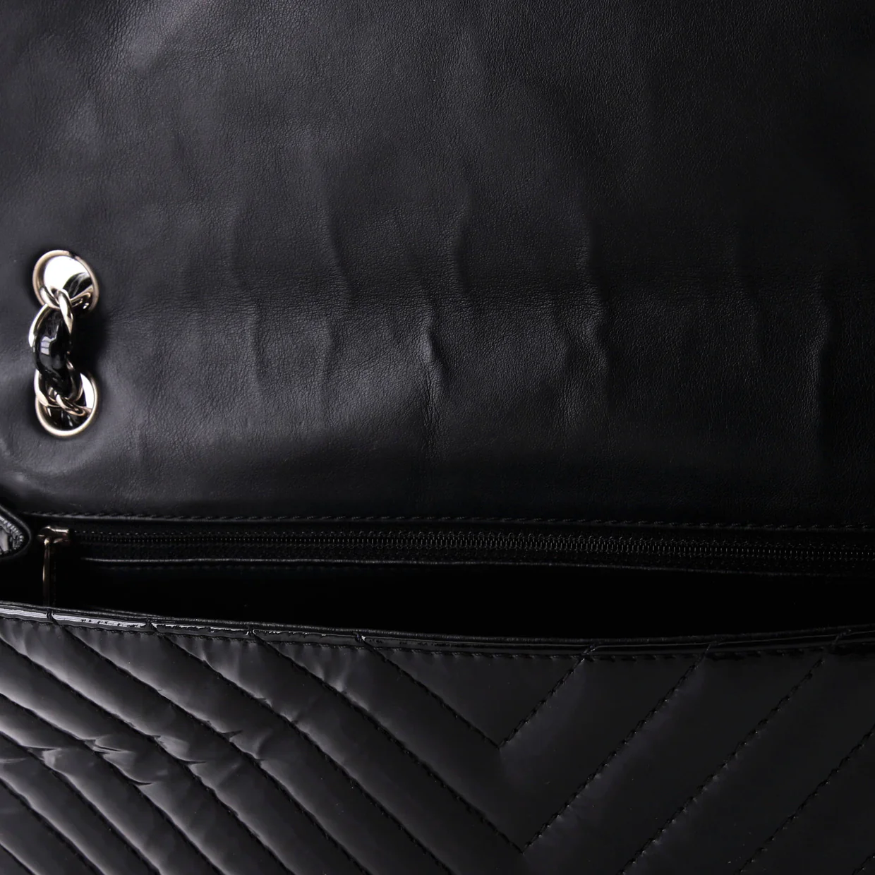 Classic Single Flap Bag Chevron Patent Maxi - Deep Luxury