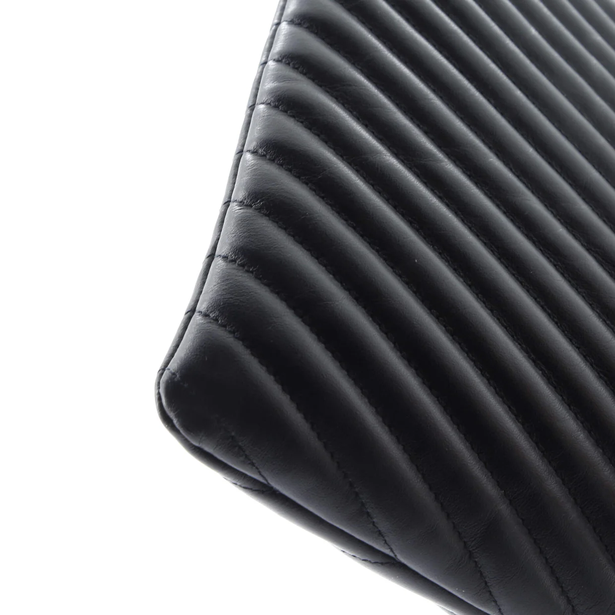 Classic Monogram Wristlet Pouch Matelasse Chevron Leather Large - Deep Luxury